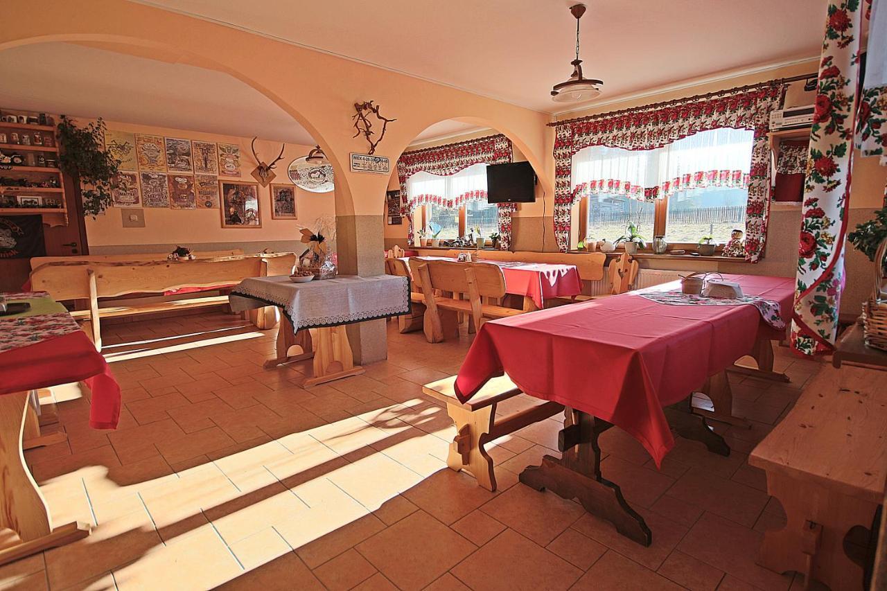 ムジャシフレ Lesne Zacisze Bed & Breakfast エクステリア 写真